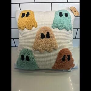 Sweet Street Pastel Halloween Ghost Pillow NWT